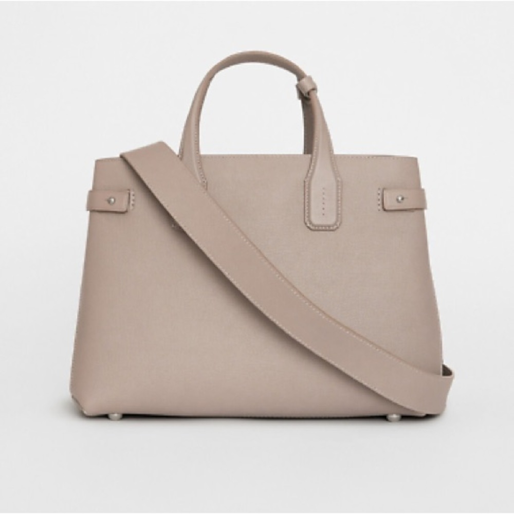 Burberry Medium Banner House Check Leather Tote Bag - Picture 2 of 11